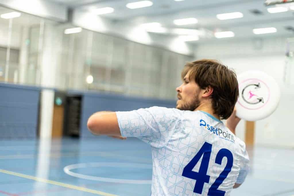 ERHe Ultimate's Ondra Brem with a frisbee